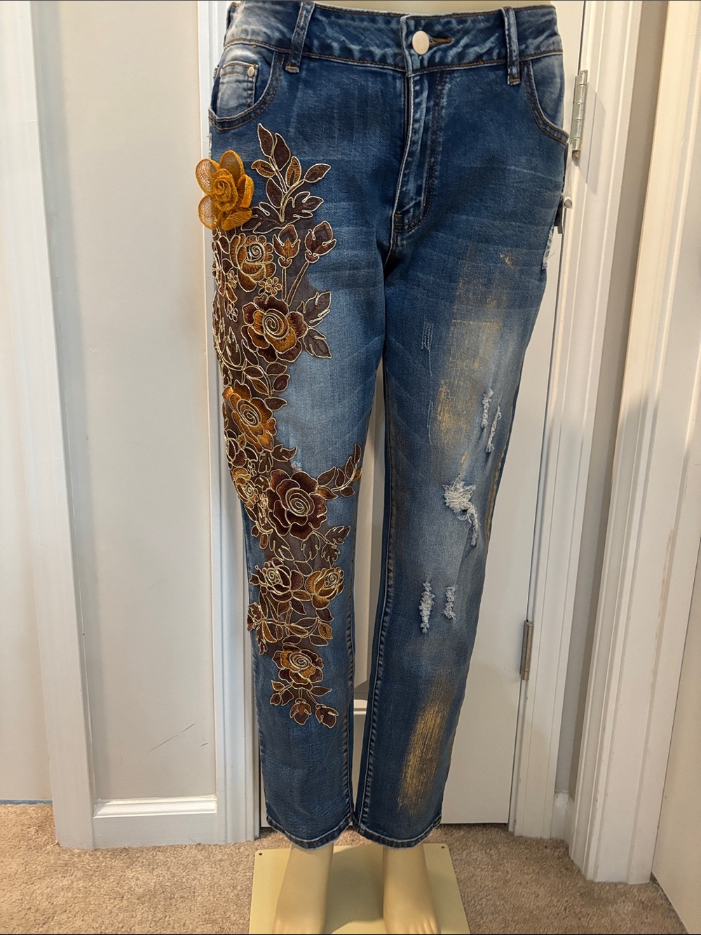 Juliette Women's Straight Leg Jeans with Brown-Gold Floral Embroidery SZ 12 NWT
